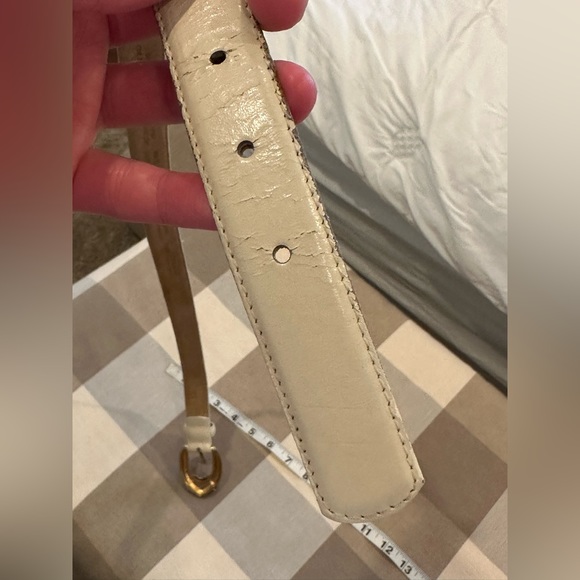 Liz Claiborne Size M Cream Leather Silver Gold Two Toned Belt Style No. 24094 - Picture 8 of 12